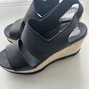 Sorel Sandals SALE🎉 wedges size 7 like new worn once